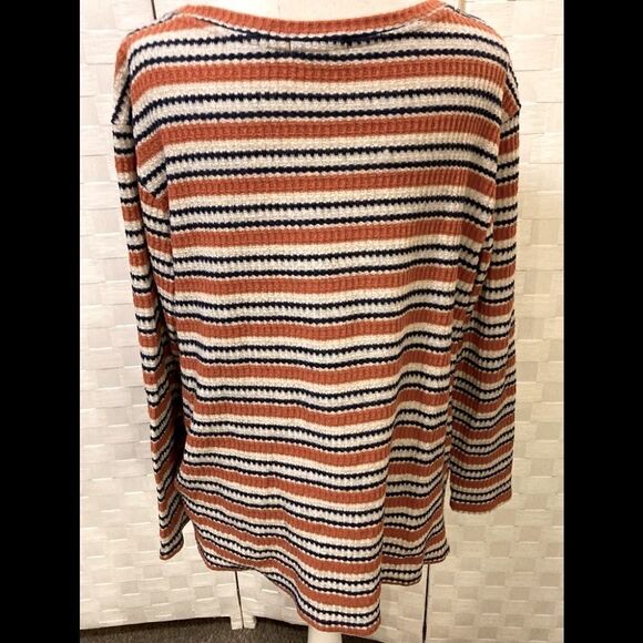 Striped scoop neck sweater Small - Picture 5 of 6